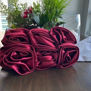Rose Clutch